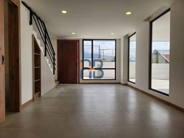 Casa para Venta en Cuenca - 5