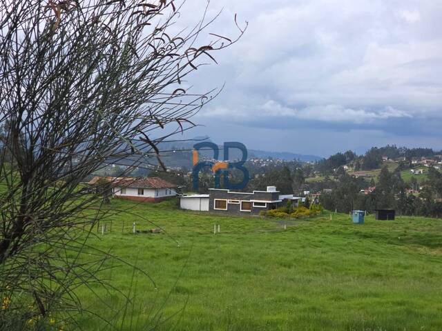 Terreno para Venta en Cuenca - 4