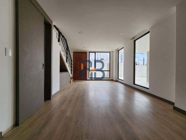 #MJ3332 - Casa para Venta en Cuenca - A