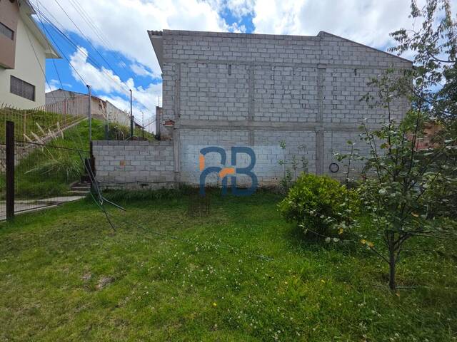 Terreno para Venta en Cuenca - 4