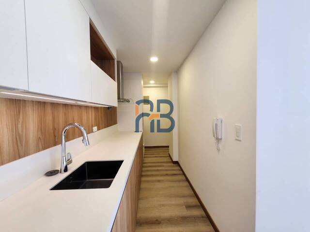 #AJ3313 - Departamento para Venta en Cuenca - A
