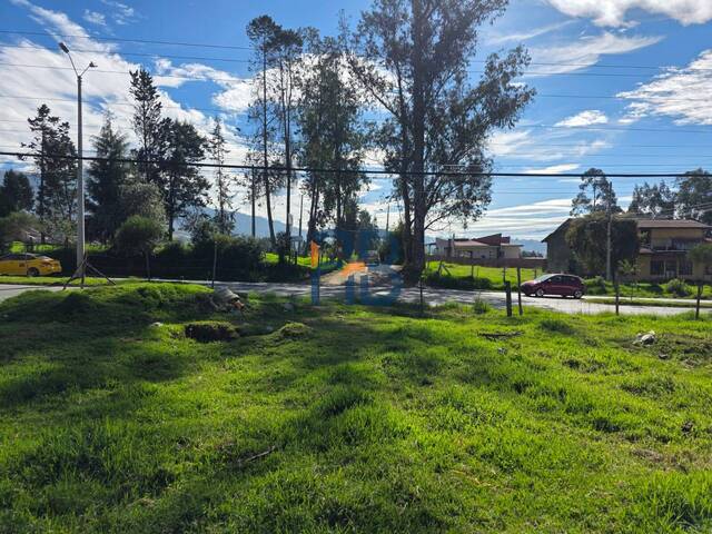 Terreno para Venta en Cuenca - 4