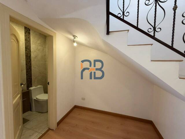 Casa para Venta en Cuenca - 5