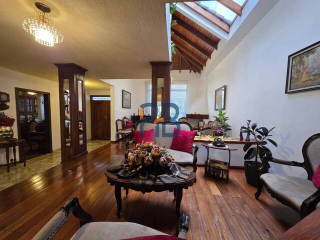 Casa para Venta en Cuenca - 5