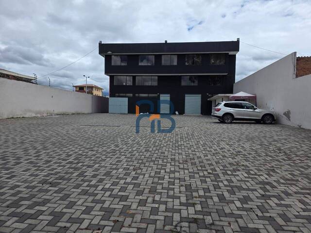 #MJ3360 - Edificio para Venta en Cuenca - A