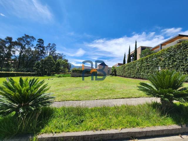 #MJ3292 - Terreno para Venta en Cuenca - A