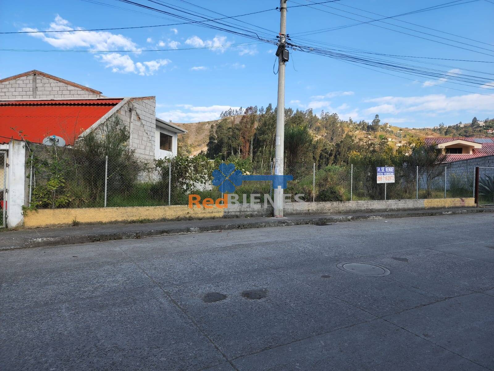 En Machángara sector residencial terreno plano en venta