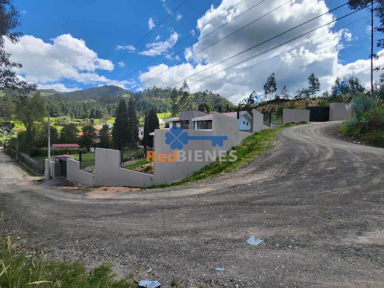 En venta terreno con hermosa vista en El Alto San Joaquín